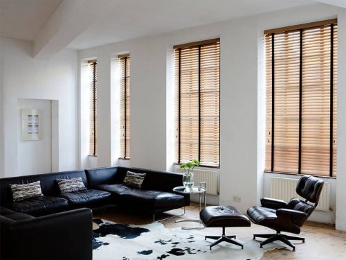 Wood venetian - living room